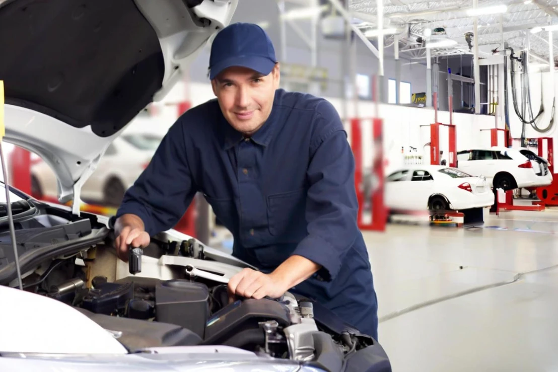 How and when to replace rubber fuel line hose