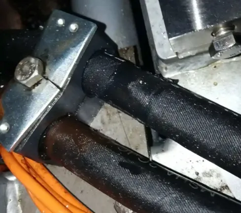 How and when to replace hydraulic hoses How and when to replace hydraulic hoses